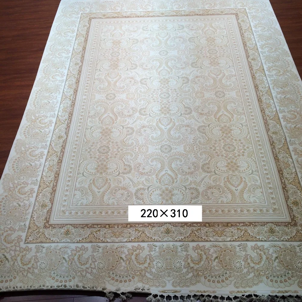 Luxury Iranian Wool Tabriz Carpets