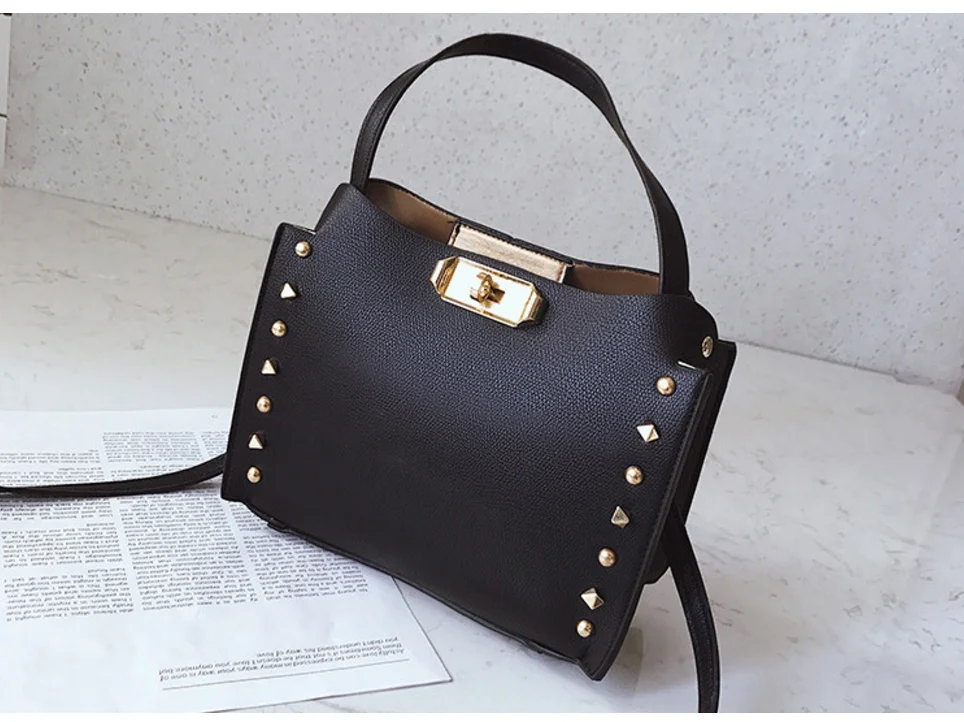 2018 Fashionable Women Decoration Rivet PU Leather Shoulder Bag/Handbags