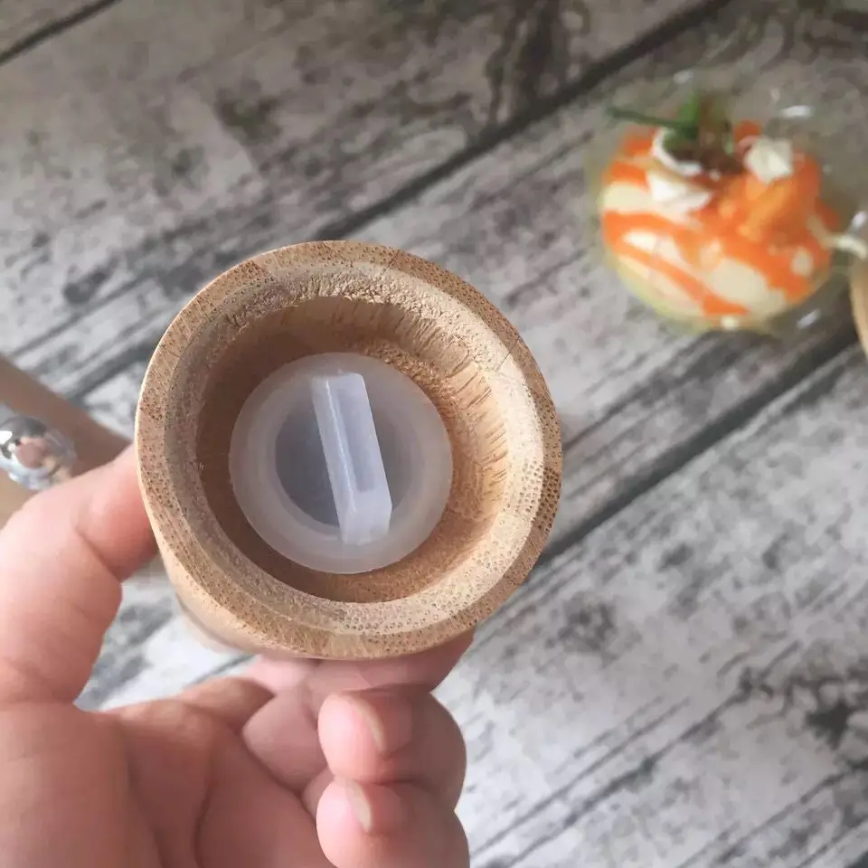 100% Natural manual custom hot sales packaging pepper grinder / bamboo pepper mill / manual salt and pepper grinder