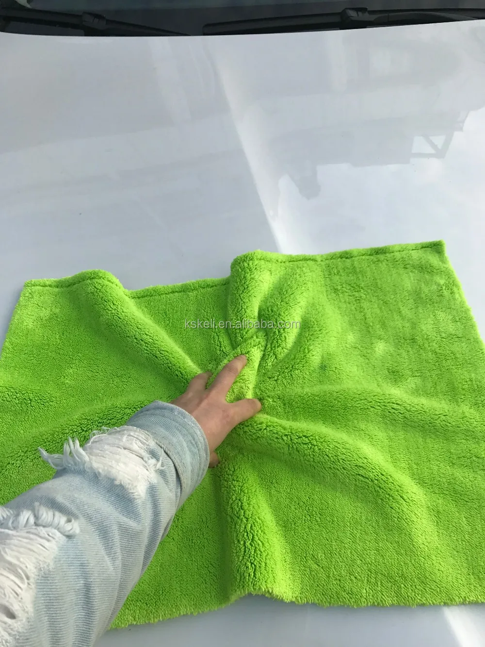 Ultrasonic Cut Edgeless Microfiber Car Buffing Cloth Car Detailing