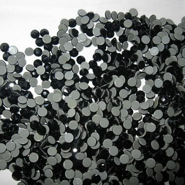 De alta calidad de diamantes de imitación de cristal de tamaño ss16 14