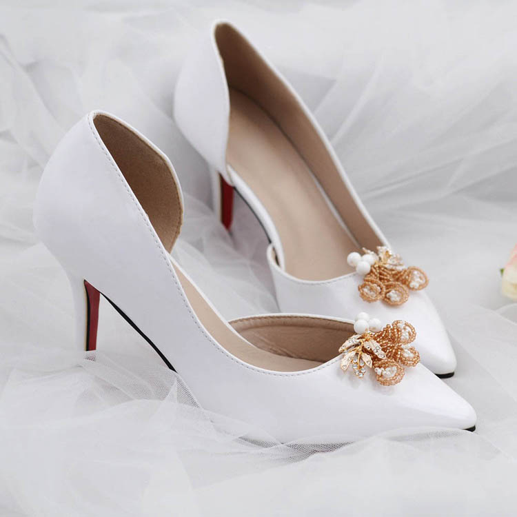 

Luxury imitation pearl button handmade beaded shoes flower shoes accessories, White