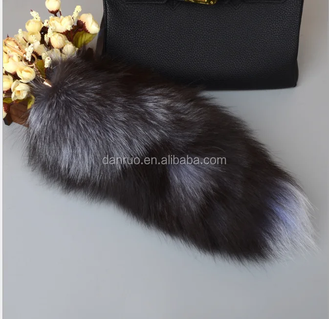 Wholesale Fashion Lovely Design Wholesale Natural Fox Tail / Fairy Real Fox  Fur Tail Keychain From m.
