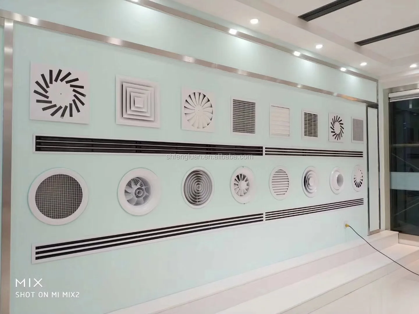 Ceiling Air grille 2.jpg