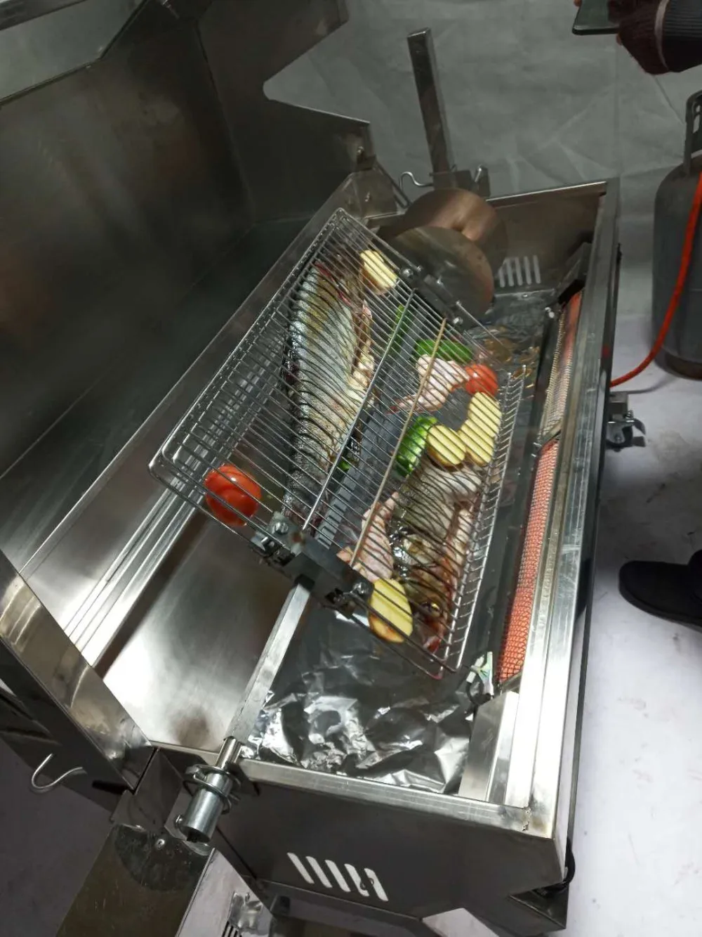 Portable Garden Lpg Gas Outdoor Lamb Pig Spits Bbq Rotisserie Grill For