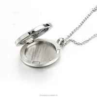 

Fashion Magnetic Locket Necklaces Stainless Steel Essential Oil for Woman Gift