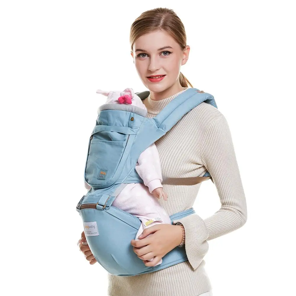 Кенгуру с ребенком в сумке