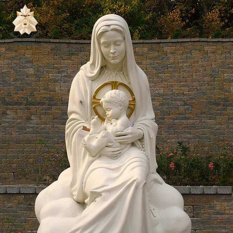 Estatua De Bebé Virgen María Y Jesús De Piedra Sentada Al Aire Libre