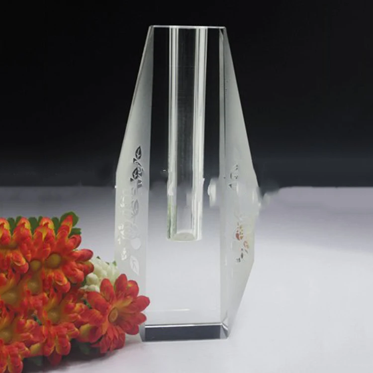 High Neck Tall Clear Glass Vase Handmade Crystal Glass Vase factory