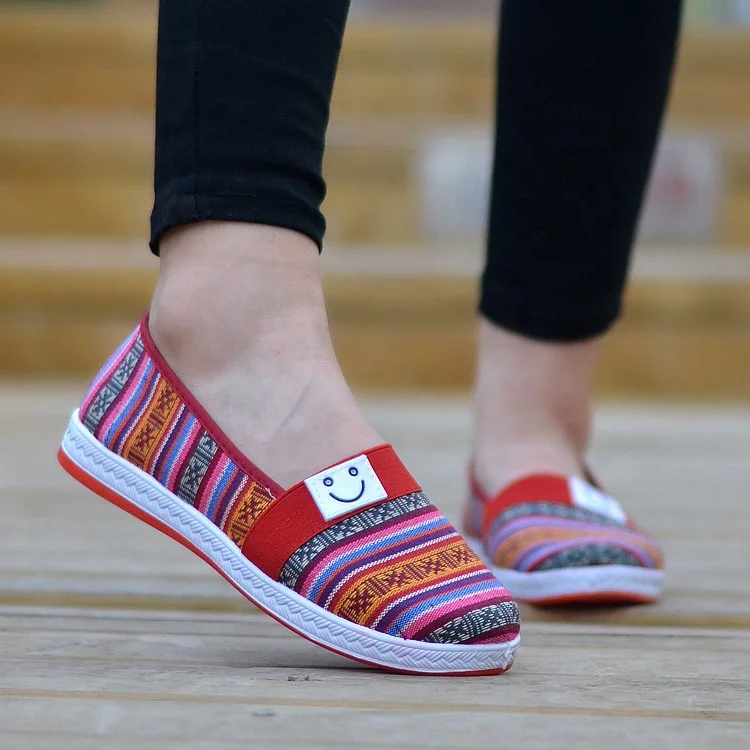 

China factory sale flat casual shoes comfortable women sneakers