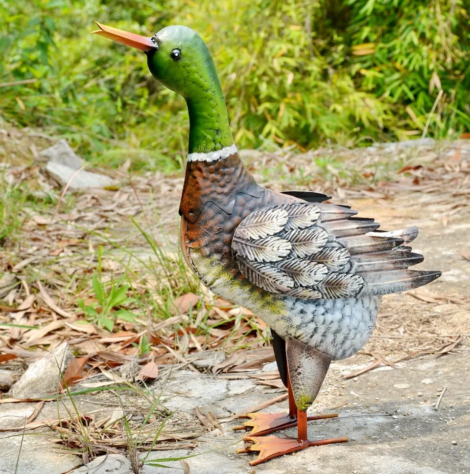 garden statues ducks