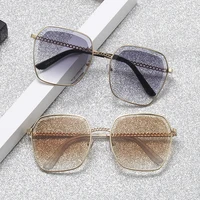 

2019 new design three-dimensional fashion sunglasses for men and women