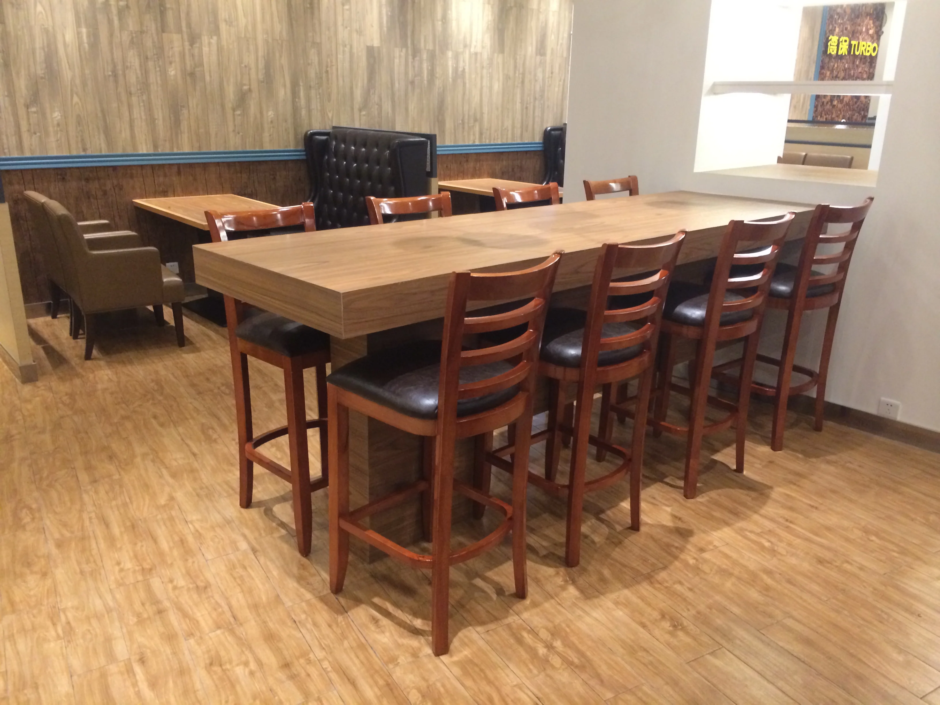 Foshan restaurnat furniture set modern restaurant tables and chairs
