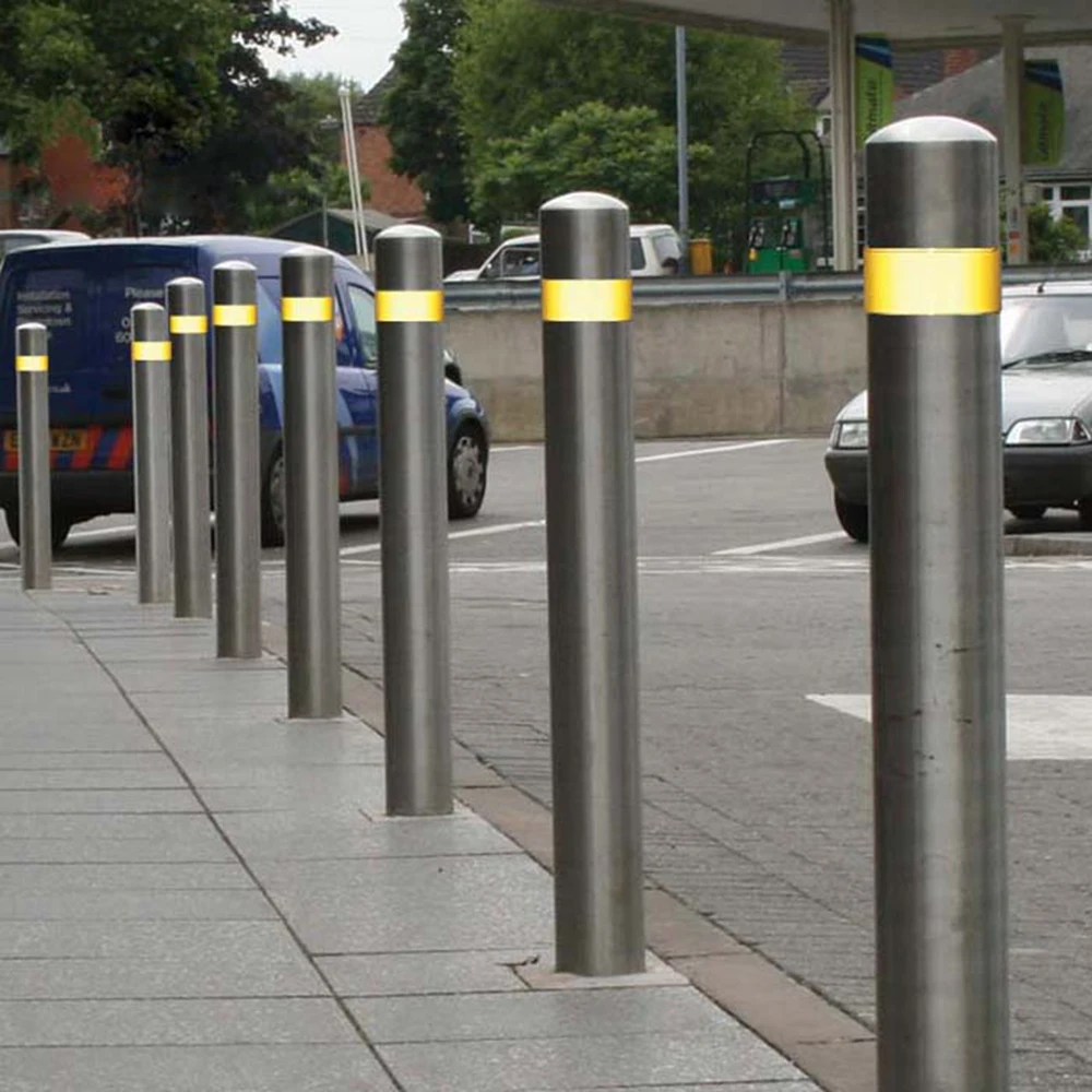 Outdoor Stainless Steel Security Safety Road Traffic Bollard - Buy ...