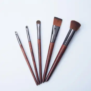 simple makeup brush set