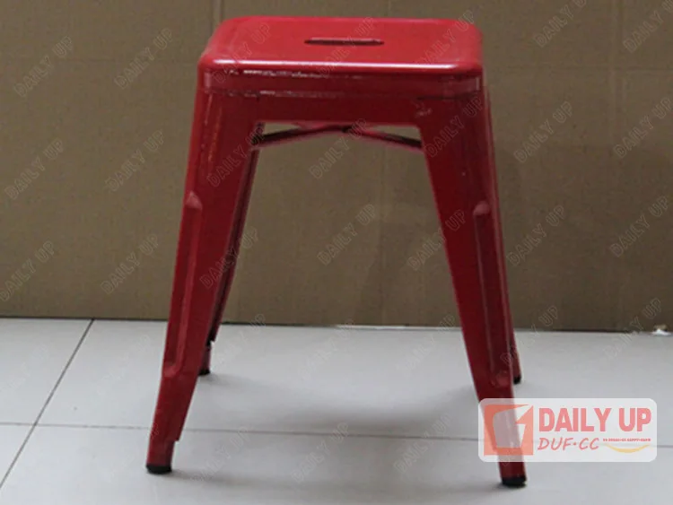 Vintage Dining Black Metal Material Chair Industrial Steel Coffee Chair Modern Stackable Wooden Seat Toli Chair Loft Furniture