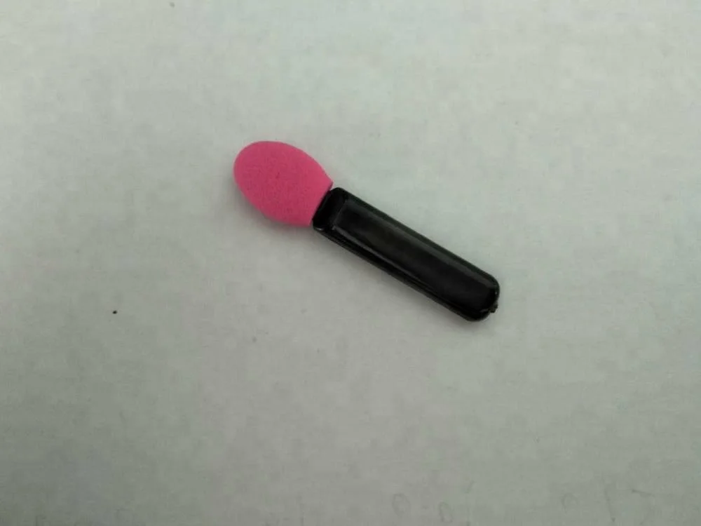 
Disposable Eye Shadow Sponge Brushes Oval Makeup Applicator, Great for Eye Makeup, Nail Art & Crafts 