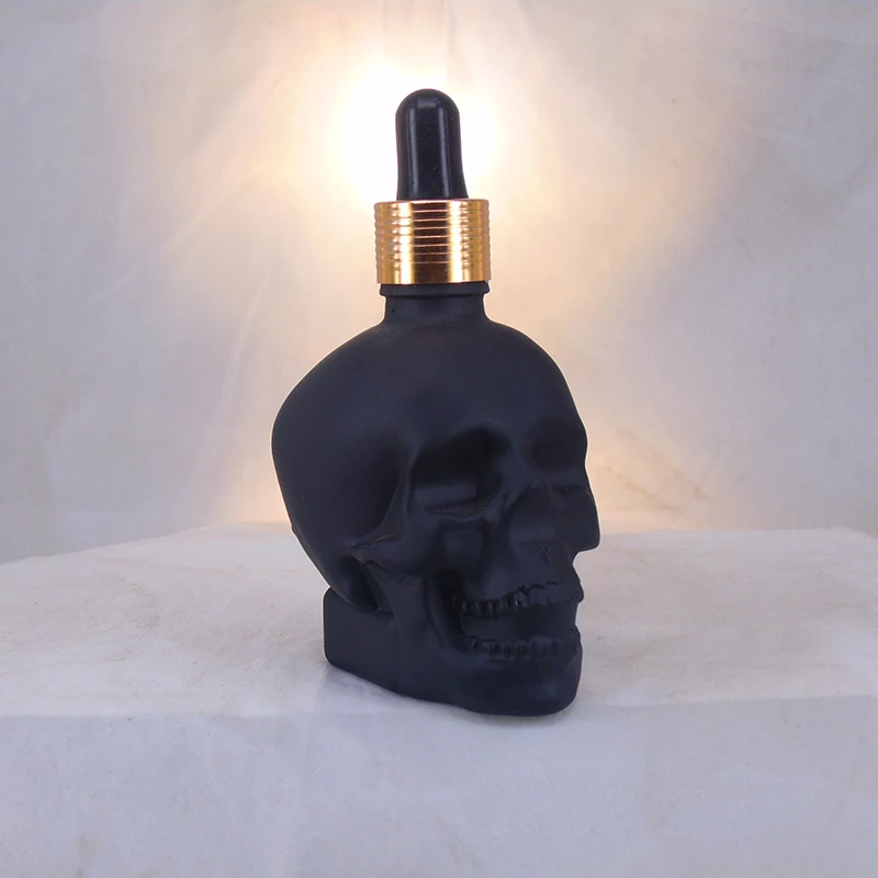 4oz Matte Black Skull Glass Bottle With Pump Spray Cap For Perfume