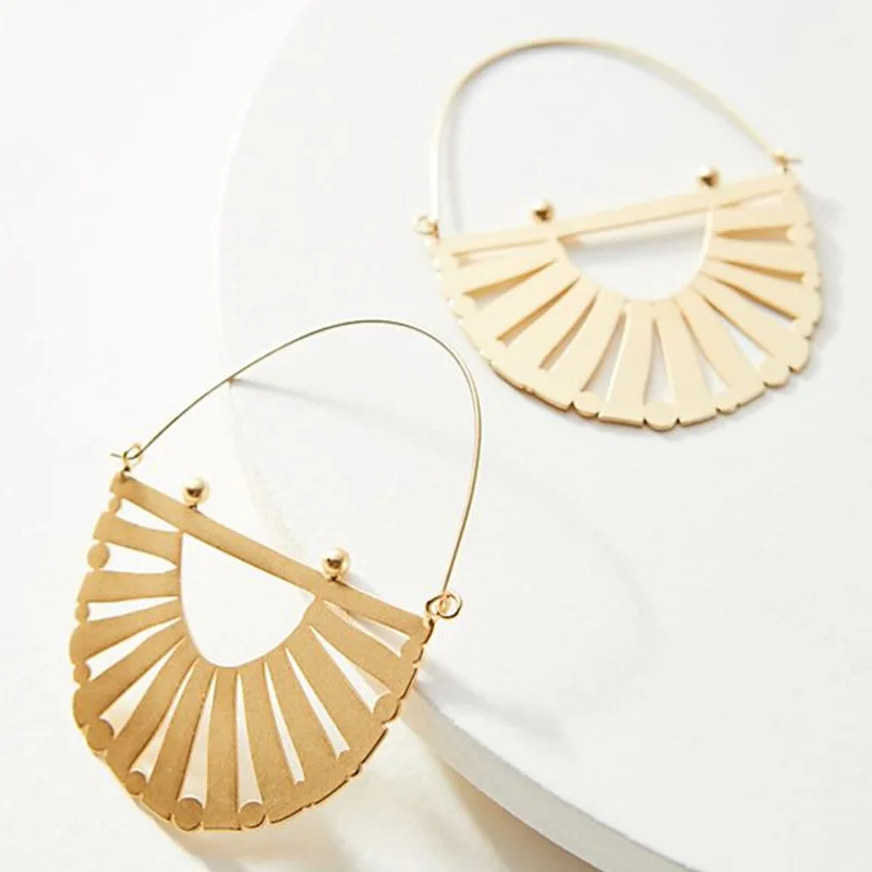 2020 Summer Vacation Statement Brass Circle Fan Earrings Metal Beads Fan Shaped Hoop Earrings For Women Girls