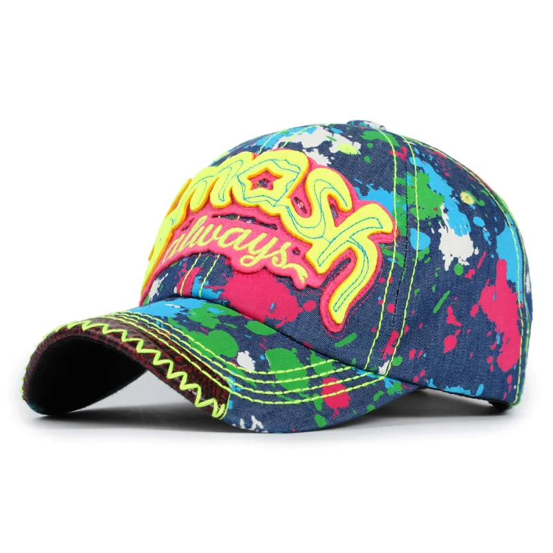 летние кепки рабочие. кепка цветная. бейсболка женская. много бейсболок. модные бейсболки.