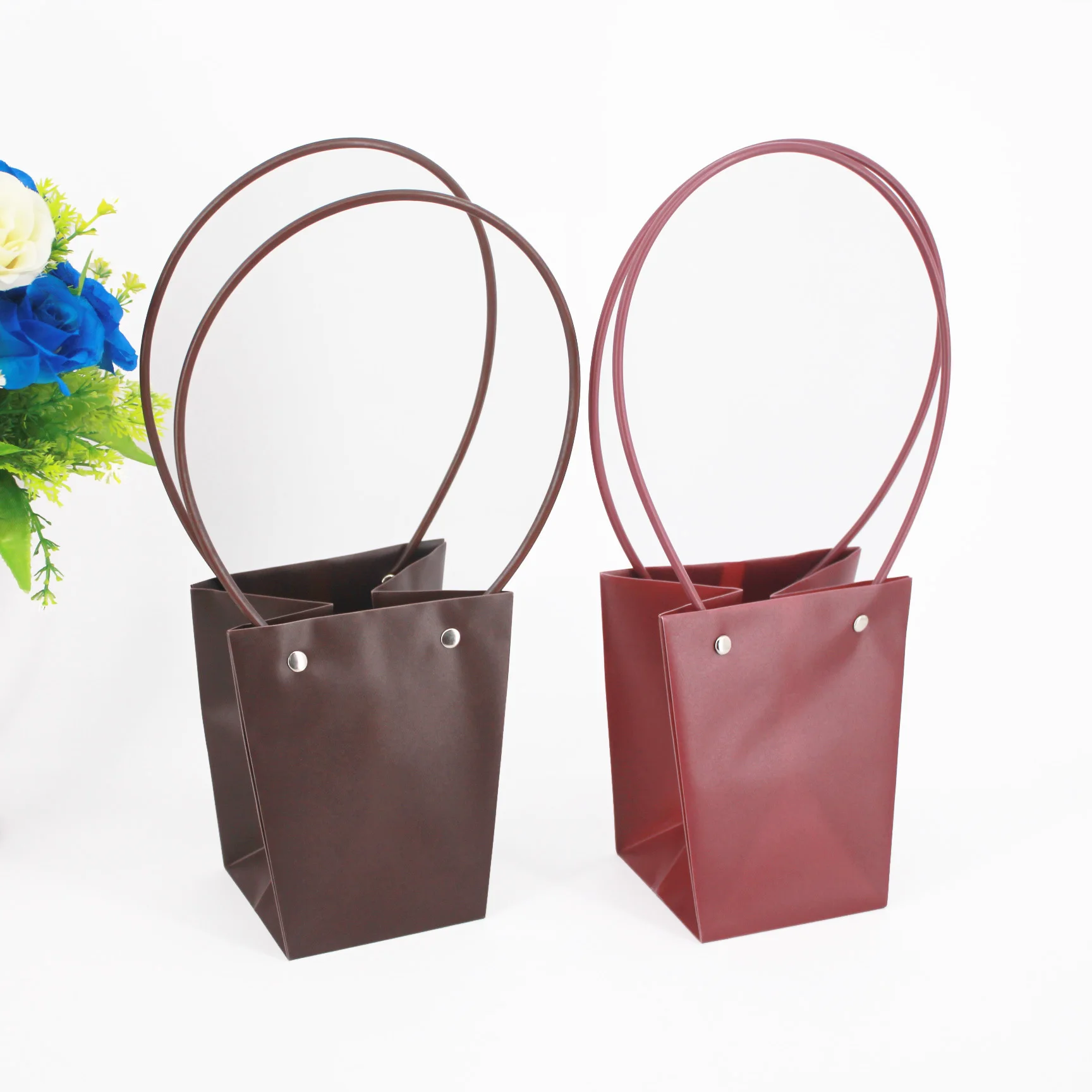 Wholesale Plastic Flower Carry Bags With Long Plastic Handle,Flower