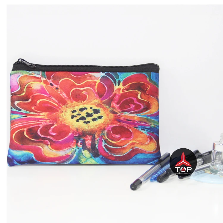 

Red Pretty Floral Neoprene Makeup Pouch Toiletries Brush Organizer Bag, Multicolor
