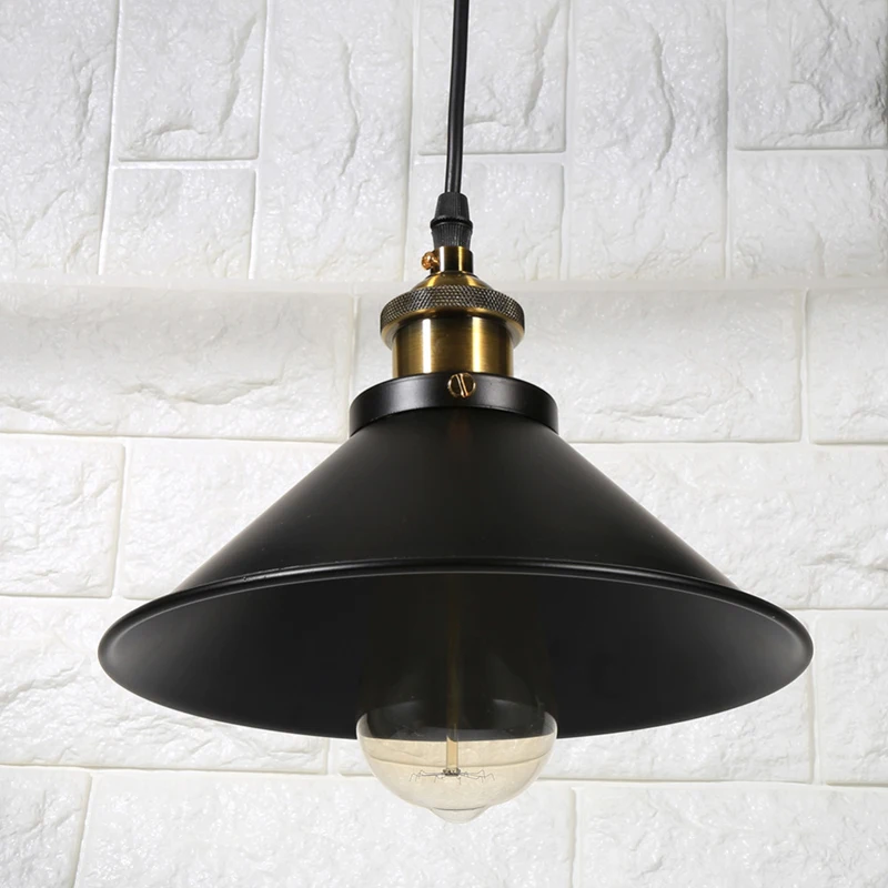 

Black Metal Cover Pendant Light for Coffee Bar Restaurant