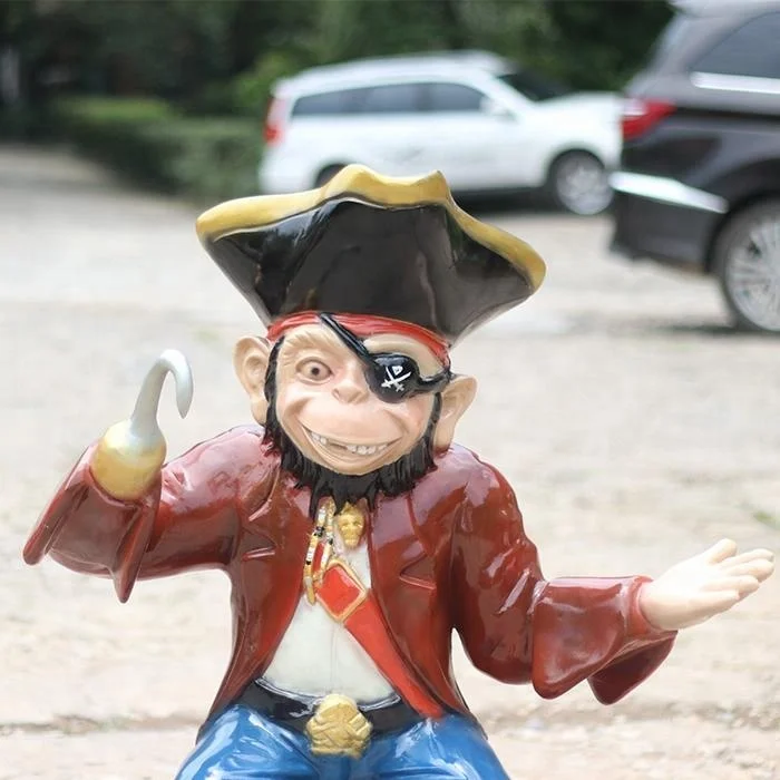 Outdoor Decoration Life Size Fiberglass Pirate Statue For Theme Park