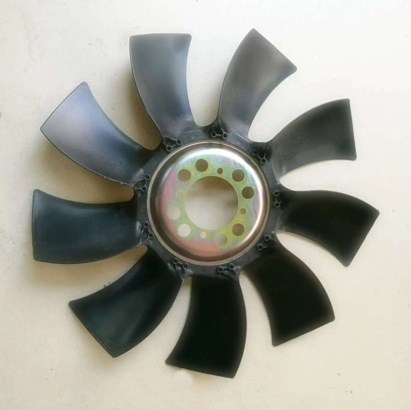 用于foton isf3.8 的纯正雪龙高品质风扇组装 f520w-80-98-9c