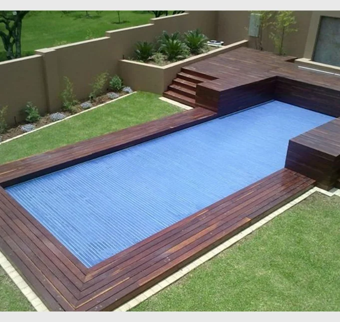 

waterproof automatic swimming pool safety cover with hard pool cover slats, Transparant blue/ivory/beige/light blue