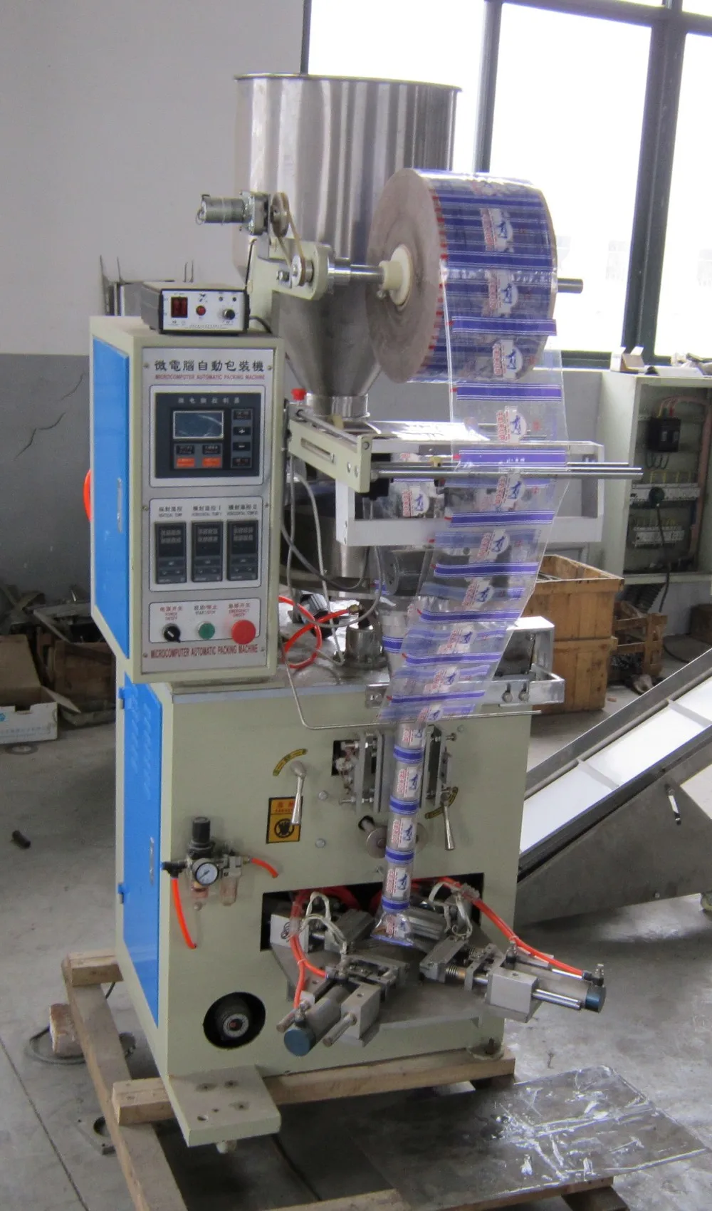 China Jiangsu Automatic Preformed Pouch Packing Machine Buy Making Machineautomatic Preformed 1575