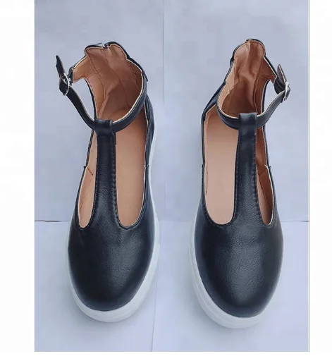 

New Arrival Wholesale Monogram Cutout PU Leather Round Toe Flats, Picture shows for round toe flats