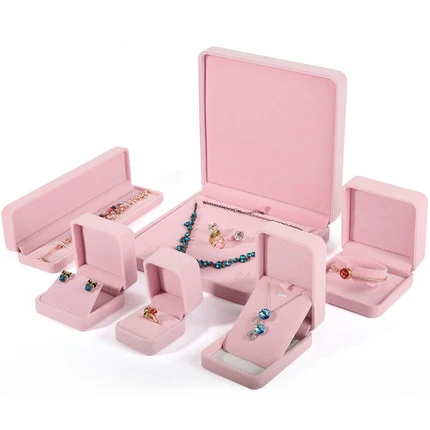 

Wholesale velvet pink jewelry packaging boxes for bangles