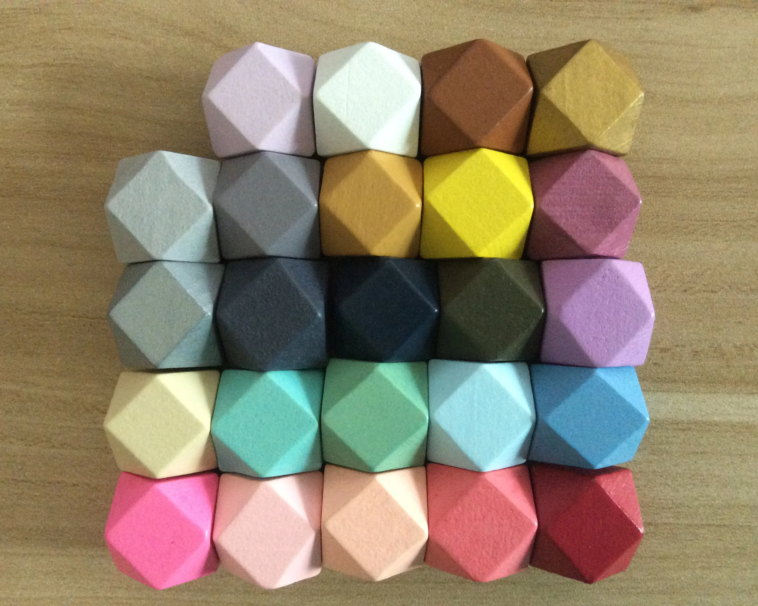 

Large 20MM Painted Hexagon Wooden Beads For Baby DIY Sensory Jewelry Accessories Making, Multiple colors for your choice