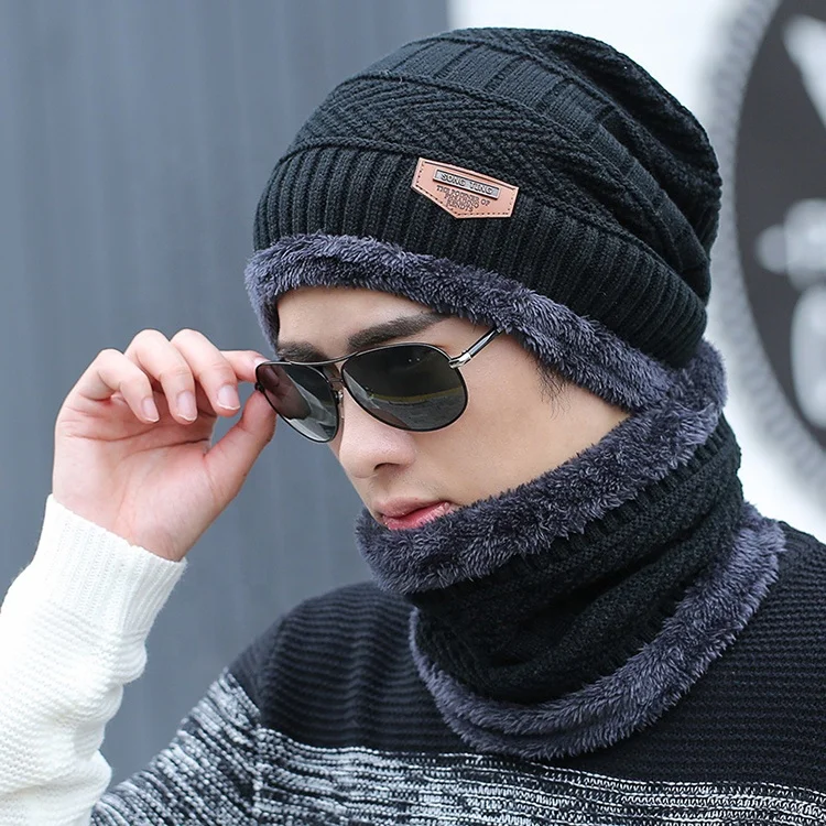 
High Quality Customizable Men Double-Layered Thick Beanie Adn Scarf Set Warm Winter Striped Knitted Hat 