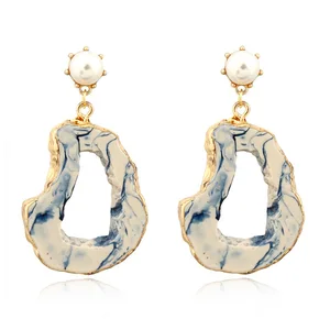 Xus pearl earrings agate piece irregular hollow earrings foreign trade resin earrings