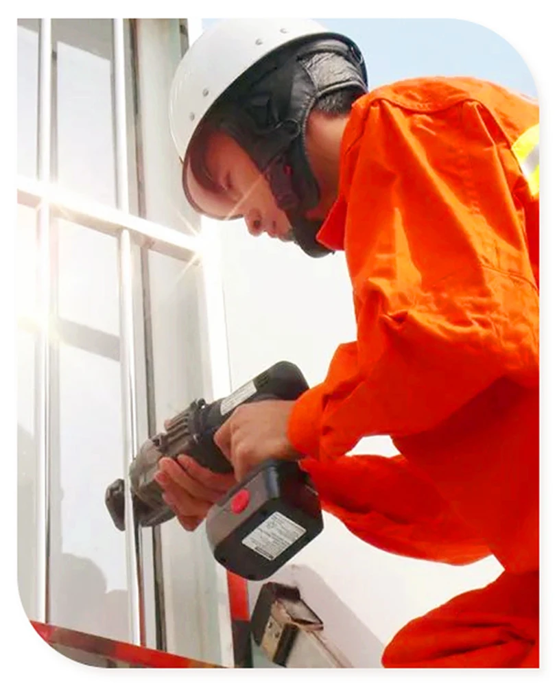 CORDLESS REBAR CUTTER