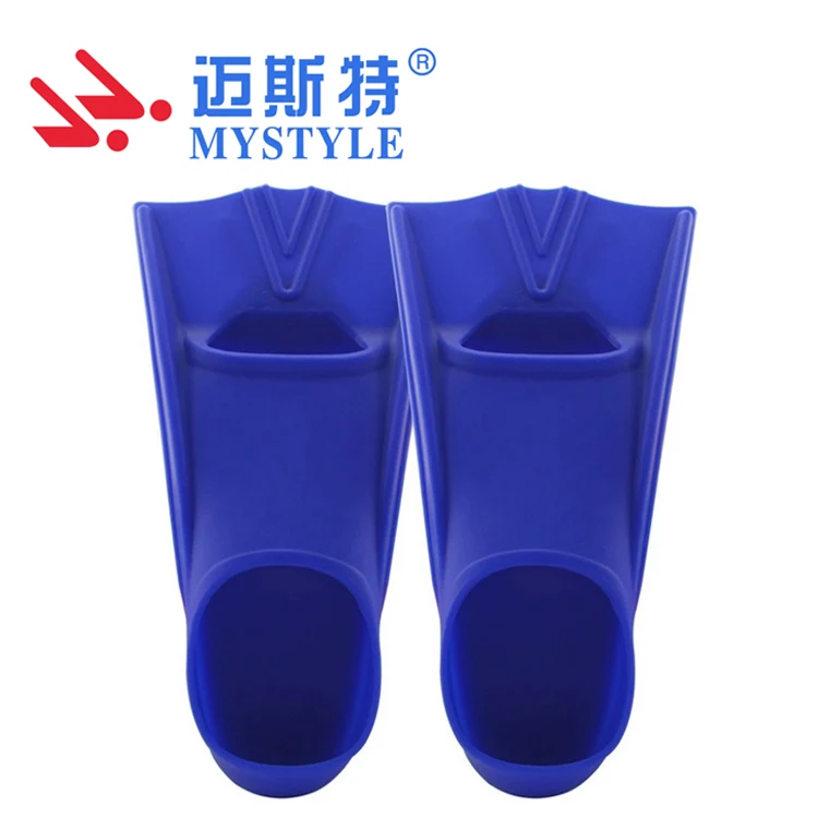 3. One colour swim fins