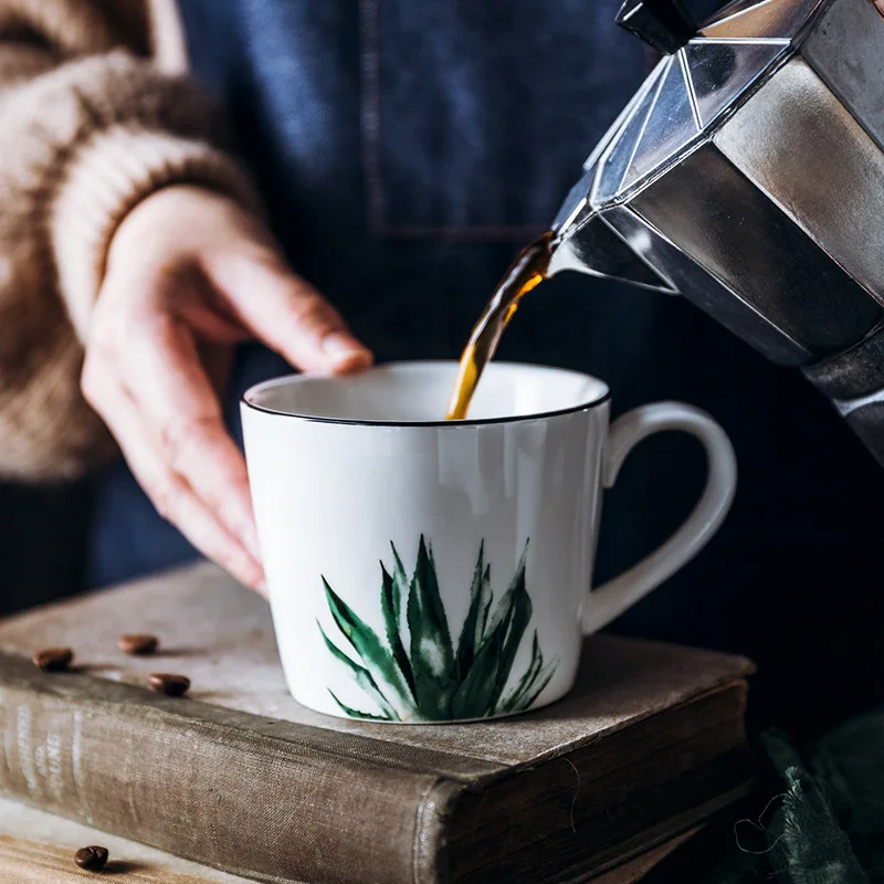 

Hot selling custom ceramic coffee mug with black rim, White