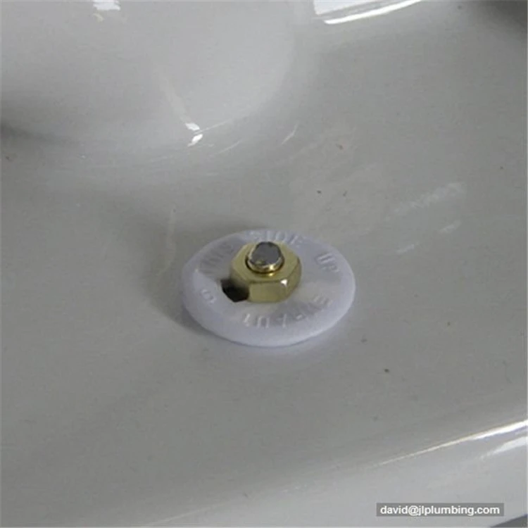 Hot Sale Toilet Bowl Extra Thick Wax Ring with Solid Brass Bolts Kits