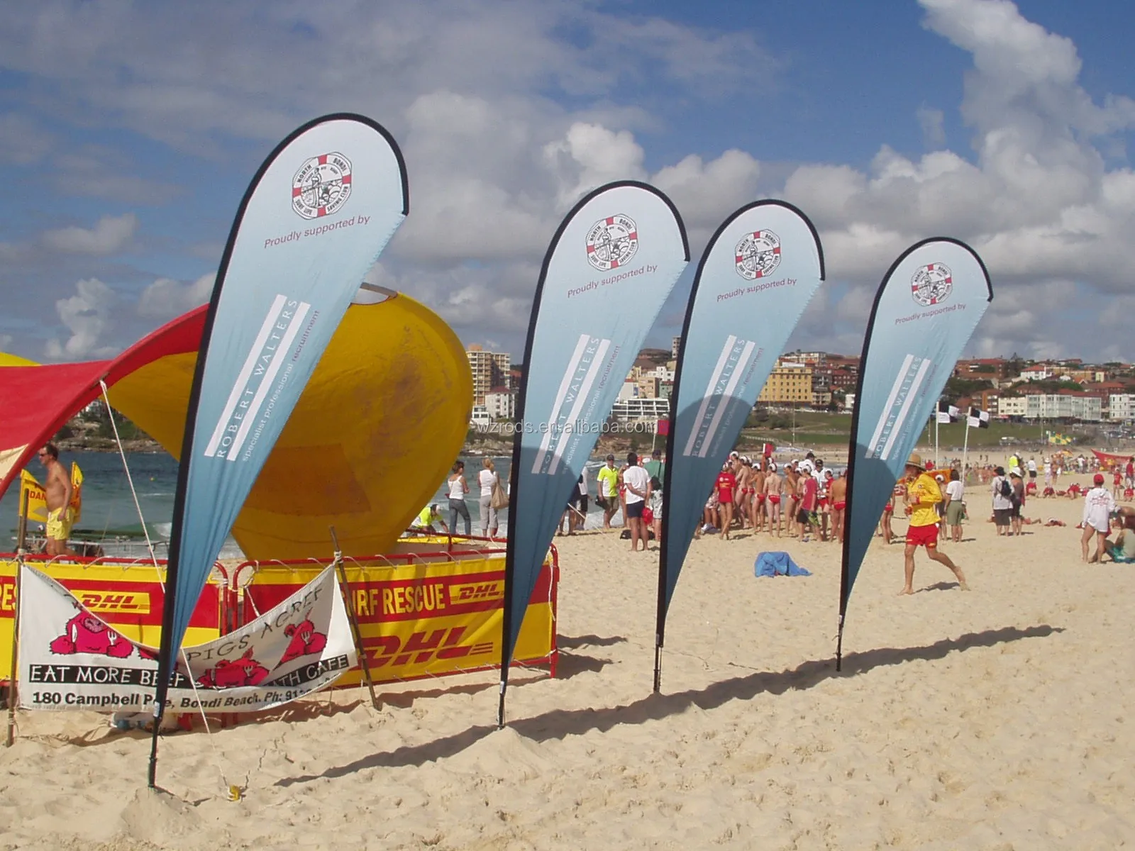 teardrop flag banner