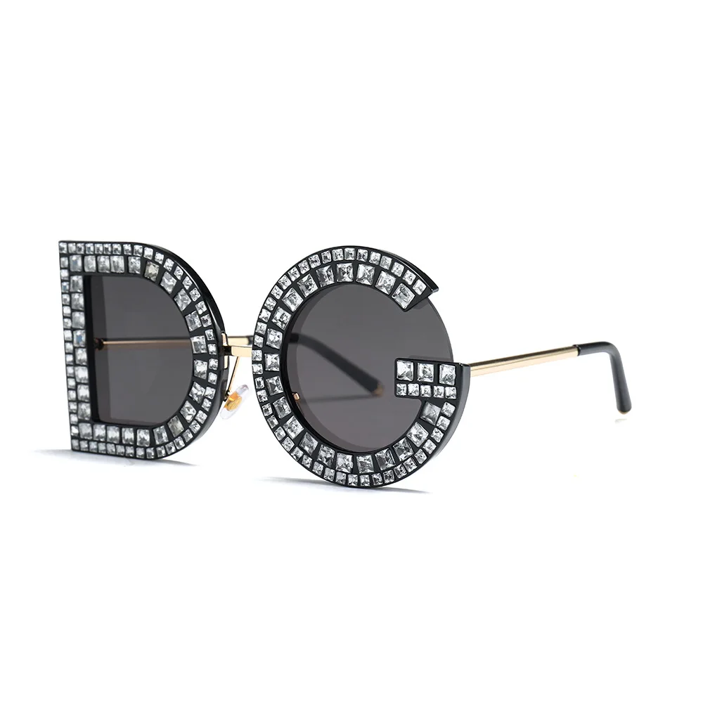 Chenxi Diamond Letter Sunglasses 2019 New Women Square Luxury Brand Crystal Sun glasses Ladies Red Yellow Pink Bling Gemstone