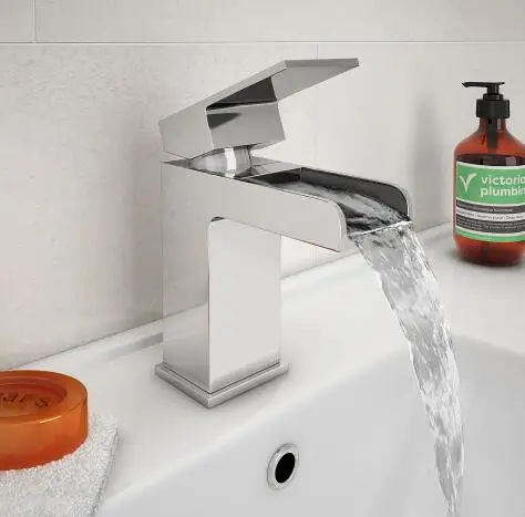 WATERALL BASIN MIXER TAP 1.jpg