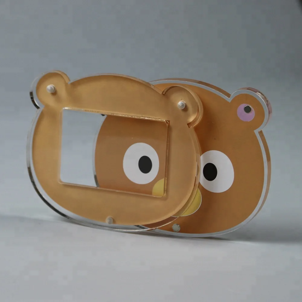 A Fashion Design 5 Inch Photo Frame Acrylic Picture Frames Wooden With