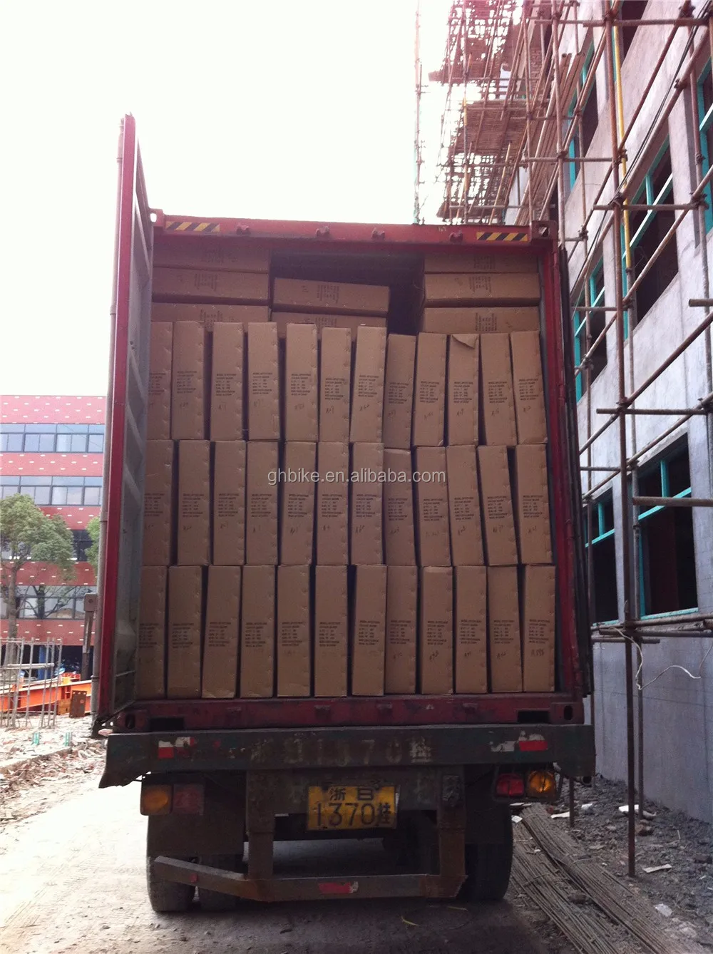 shipping bikes (2).jpg