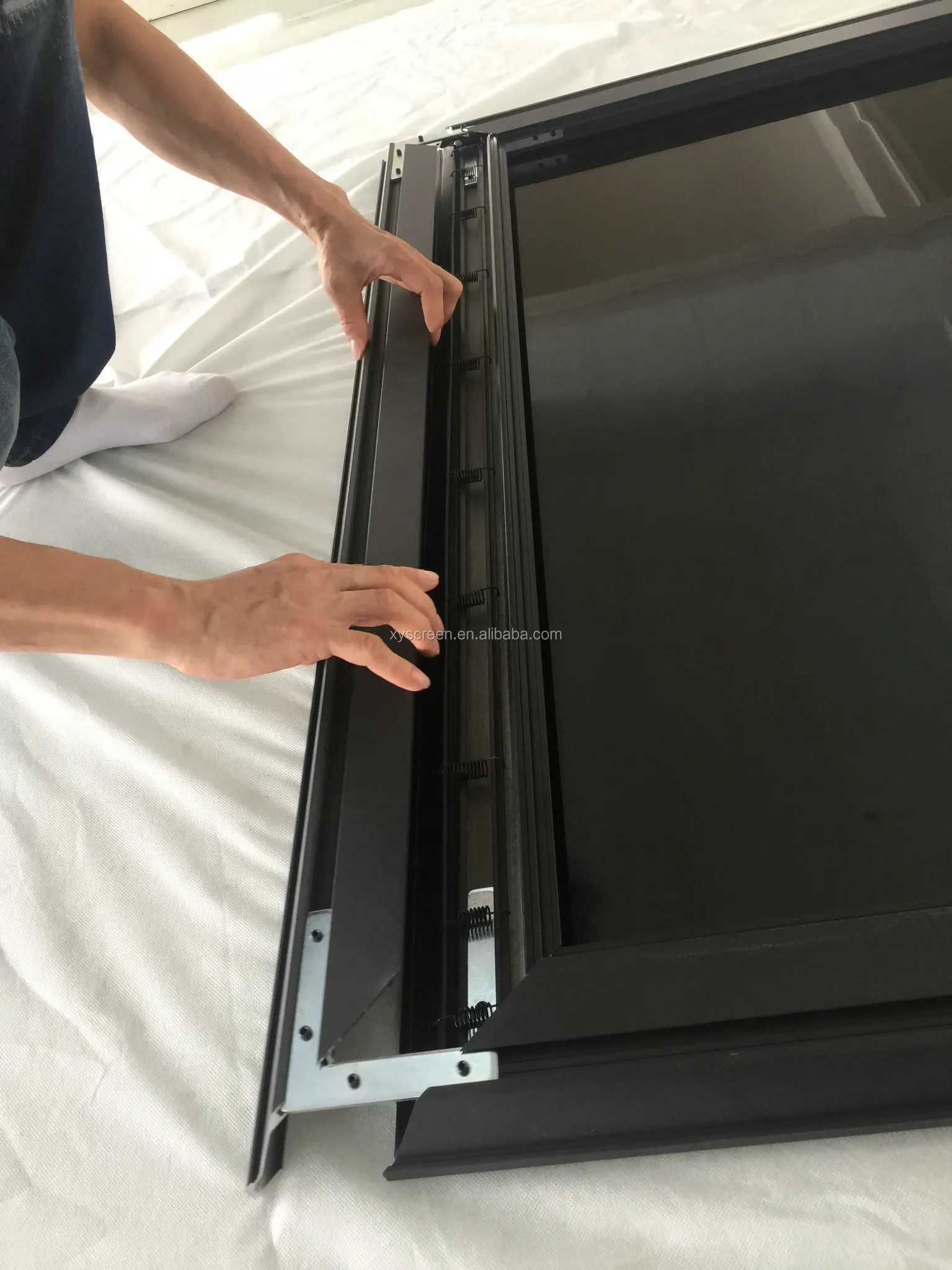 Ambient light Rejecting Thin frame projection screen for indoor 