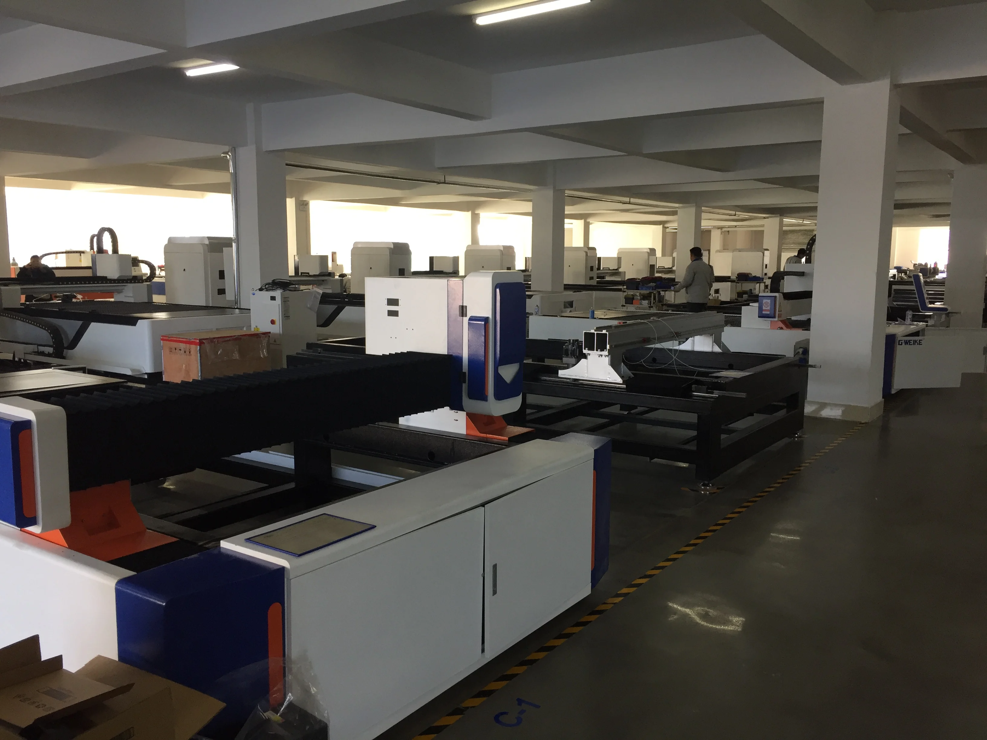 iron laser cutting machine