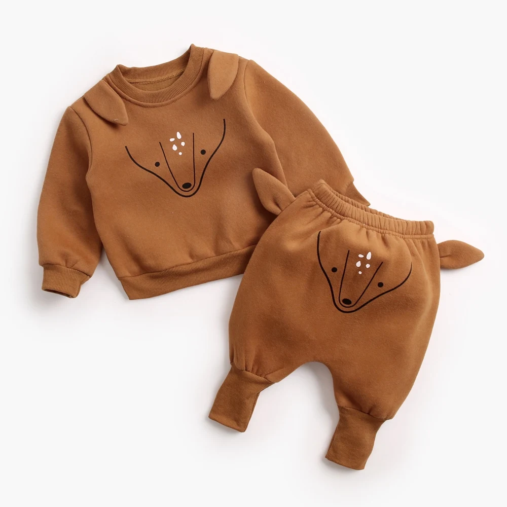 

Autumn and Winter new fashion baby boy and girls long sleeved Warm sweatshirt baby hoodies, Different colors are available
