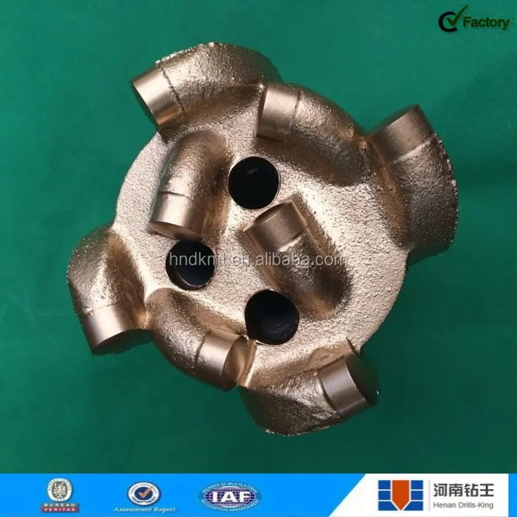 FANG008_conew1.jpg
