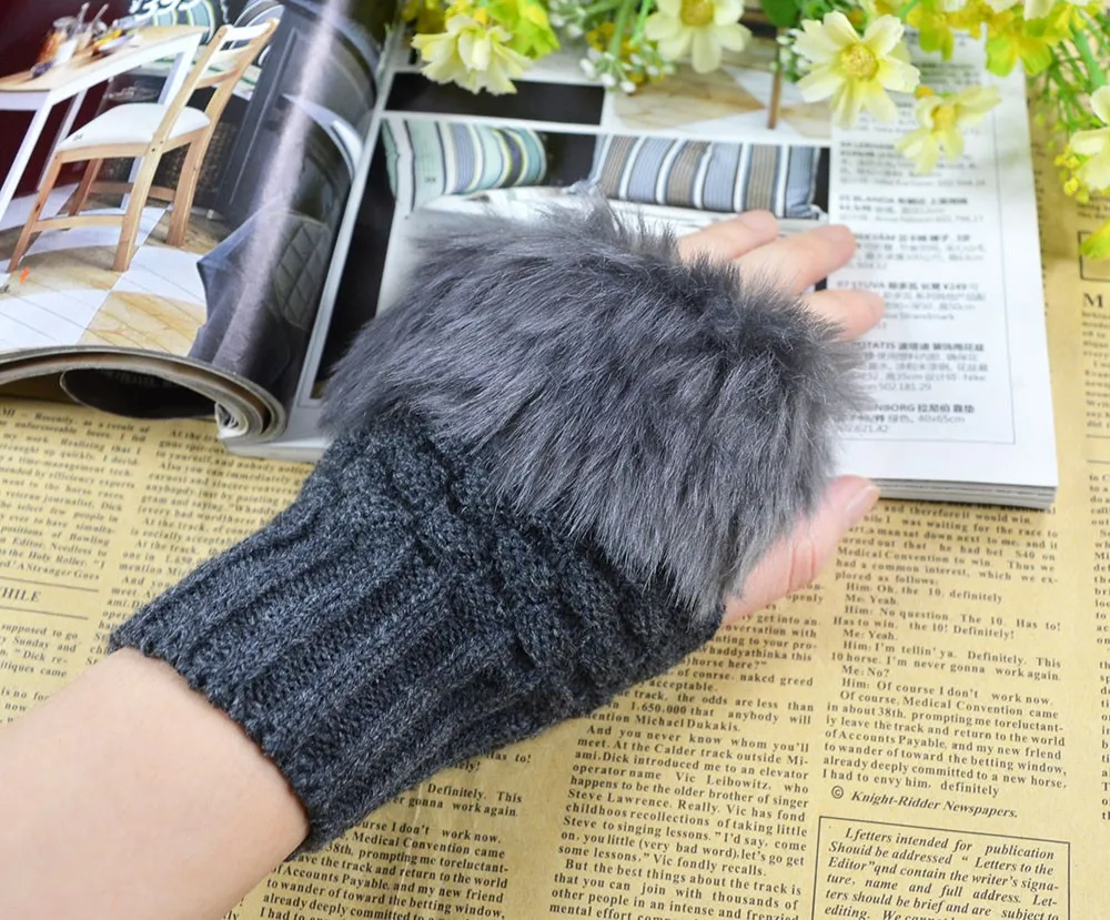 Women Hand Gloves